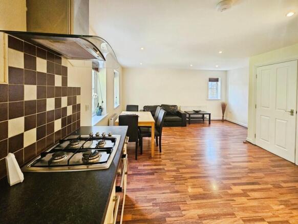 Kitchen Lounge