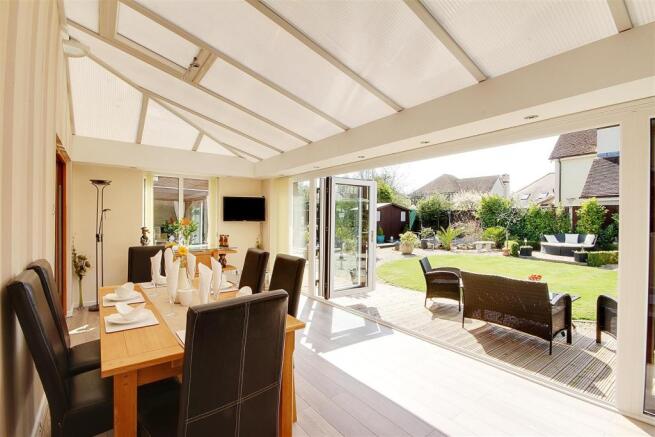 img_4059-img_4061.jpg