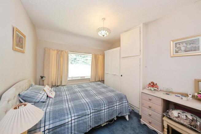 3 bed Semi-Detached for sale Image 8