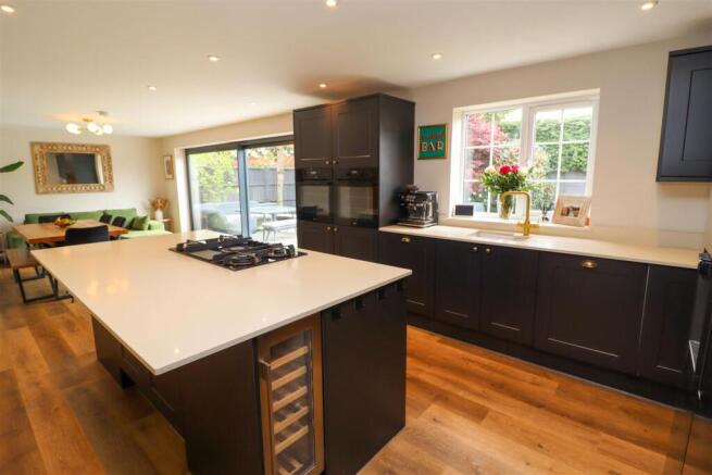 Kitchen/Family Room