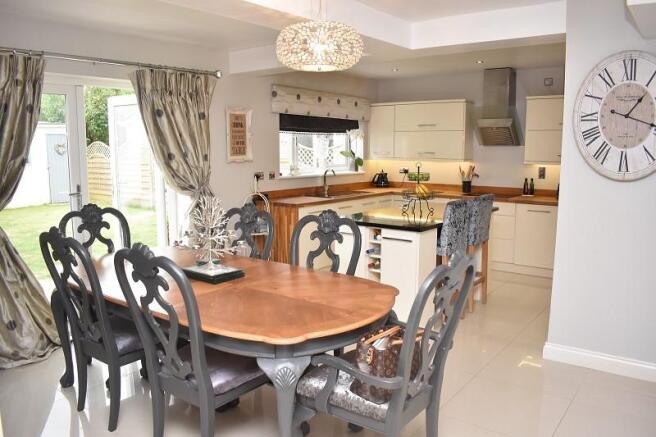 Kitchen/dining room