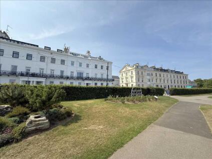 The Crescent, Filey
