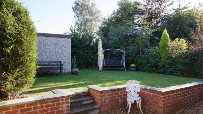 8 Heyes Drive