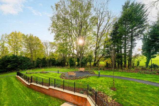 1 bed Retirement Property to rent Image 12