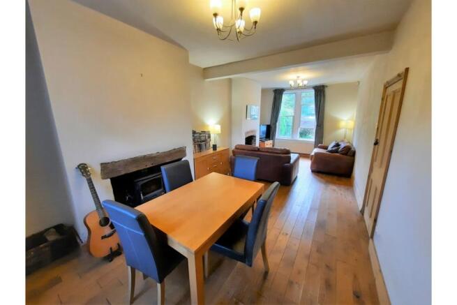 Lounge/Dining Room