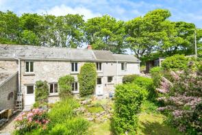 2, Treverven Cottages, B3315 From Junction B3283 At Sparnon To New Town, Penzance TR19 6DL