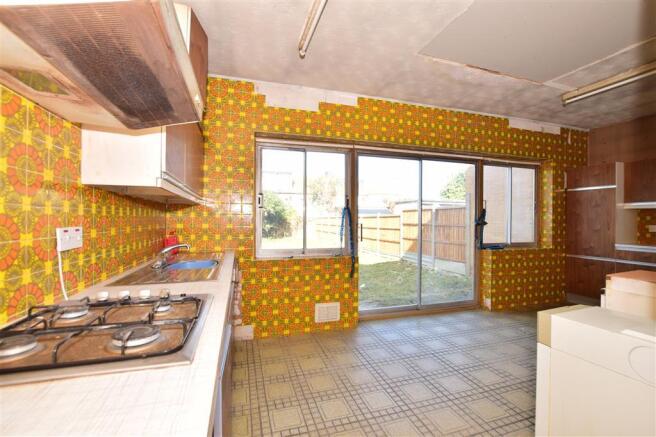 Kitchen/Breakfast Area