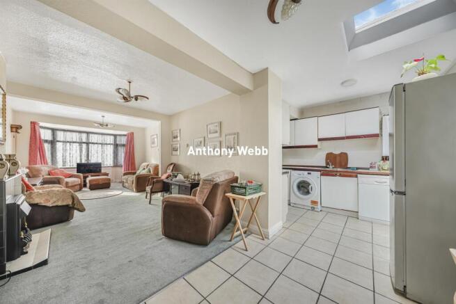 Reception/Kitchen