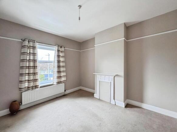 3 bed Semi-Detached for sale Image 11