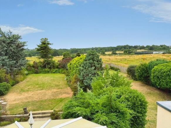 3 bed Detached for sale Image 8