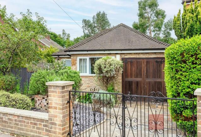 Bury street west gated front garden
