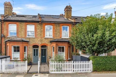 May Road, Twickenham, TW2