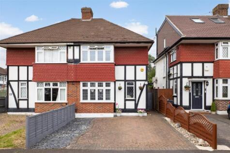 Kingsbridge Road, Morden