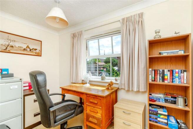 Bedroom/Office