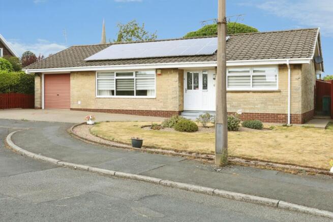 3 bed Detached Bungalow for sale in rotherham