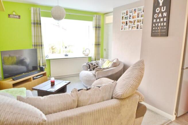 sitting room / dinin