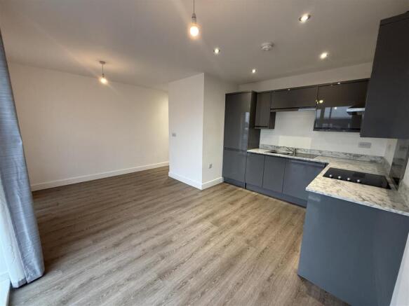 1 bed House to rent Image 4