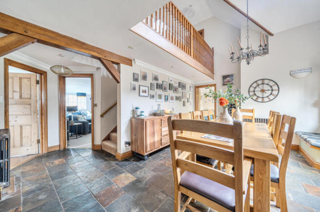 1411328-16-698f77...