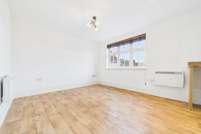 Jubilee Place, Barton-upon-Humber, North Lincolnshire, DN18 photo 3