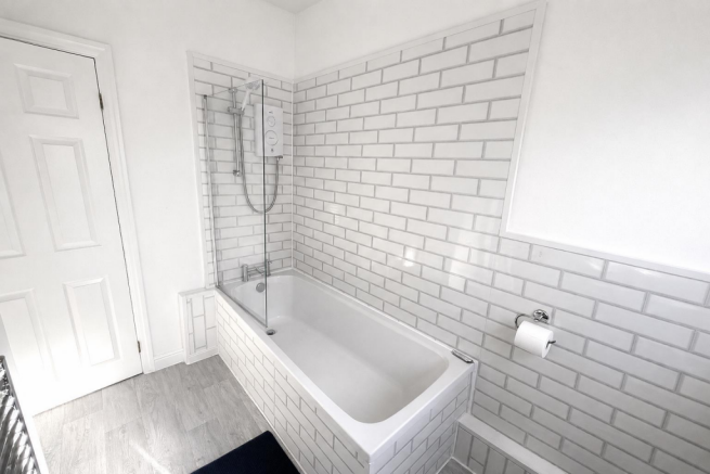 Bathroom 1.png