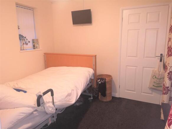 Photo 5