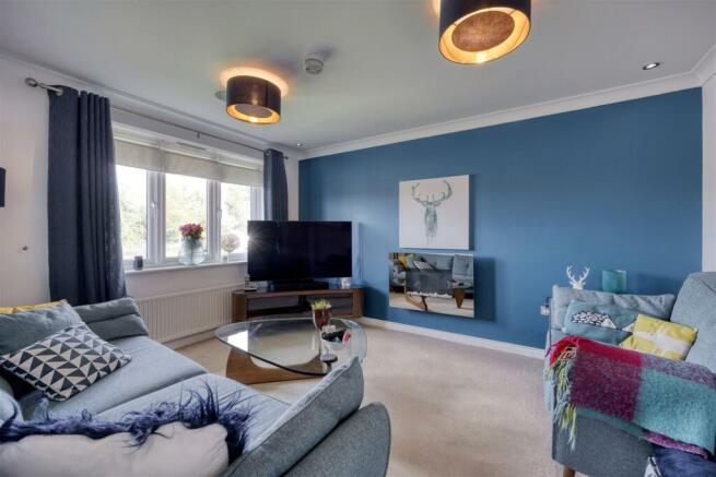 4_WOODLANDS_WAY_LENZIE_010.JPEG