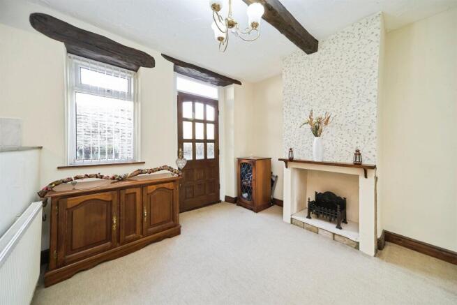 3 bed Terraced for sale Image 5