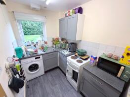 36, Broom Green, Sheffield S3 7XF