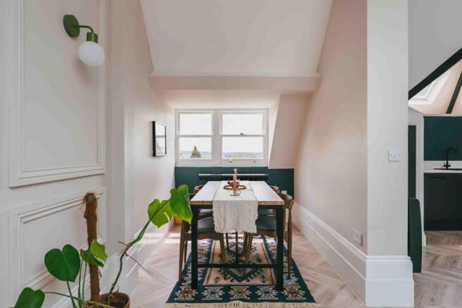 2 bed Apartment for sale Image 11