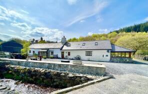 Swn Yr Afon, Tal Y Llyn, Geirionydd Road, Llanrhychwyn, Trefriw LL27 0YX