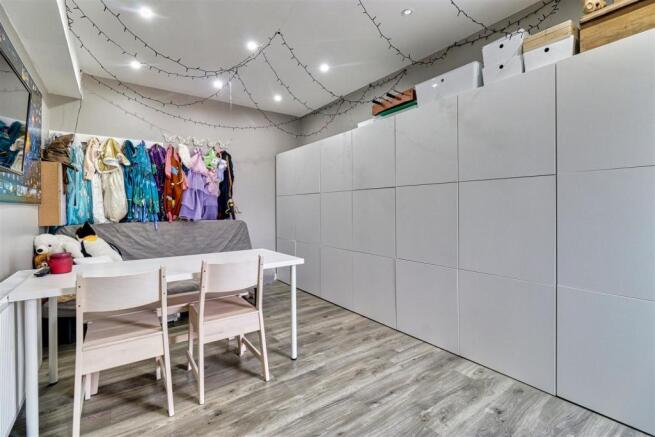 PLAYROOM/GUEST BEDROOM