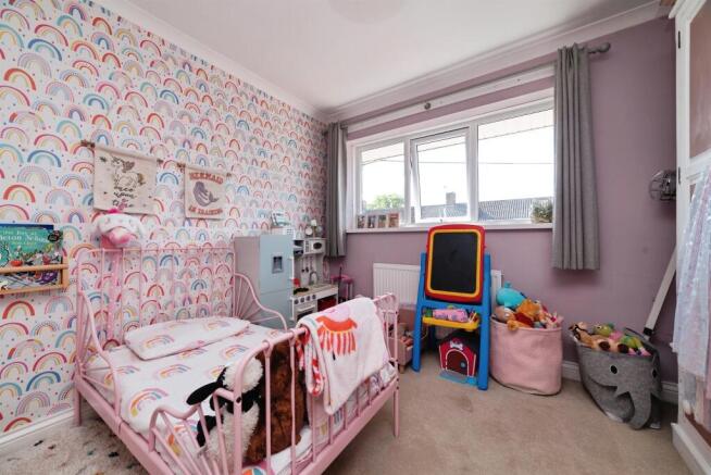 3 bed Terraced for sale Image 12