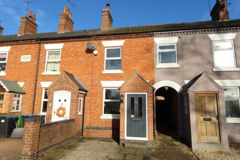 Lutterworth Road, North Kilworth, LE17