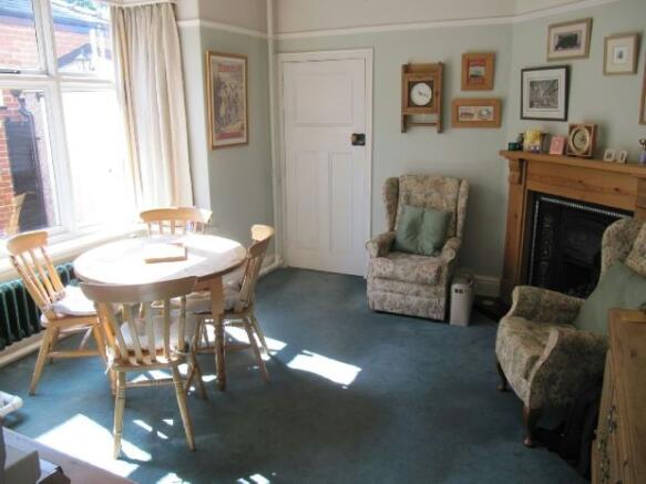 MORNING ROOM