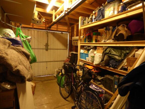 GARAGE.JPG
