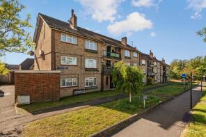 5, Elstead Court, Stonecot Hill, Sutton SM3 9HX