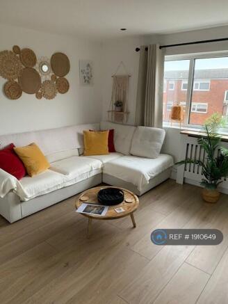 Living/Kitchen