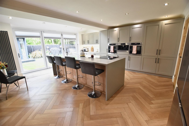 LIVING KITCHEN DINER