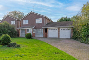 19, Chestnut Way, Takeley CM22 6RW
