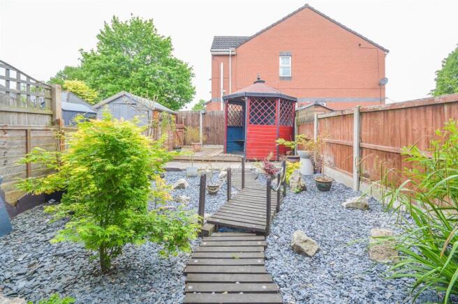 2 bed Terraced for sale Image 8