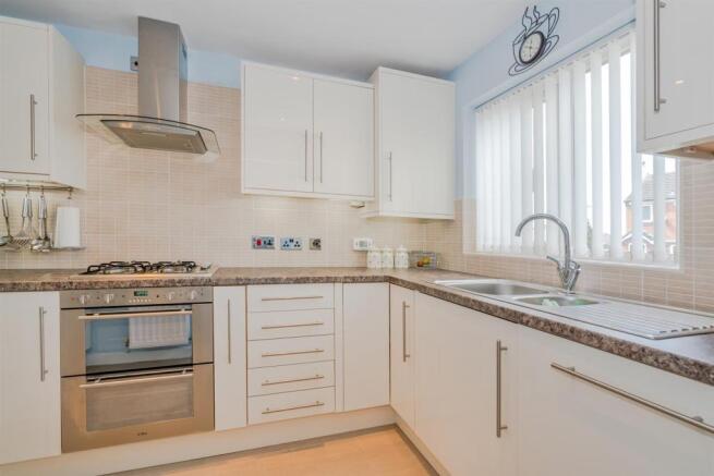 Mill Crescent, Canno