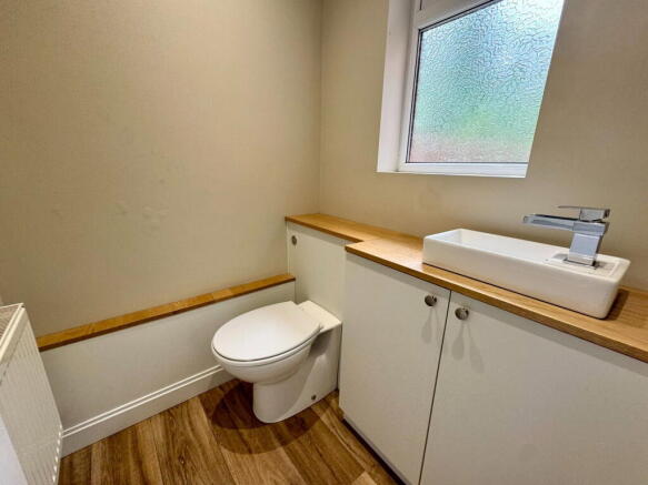 3 bed Semi-Detached for sale Image 7