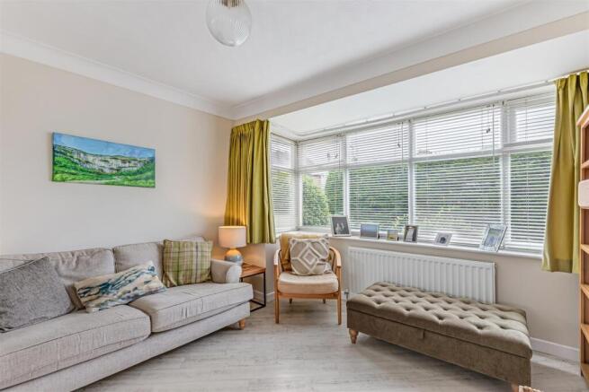 3 bed Semi-Detached for sale Image 11