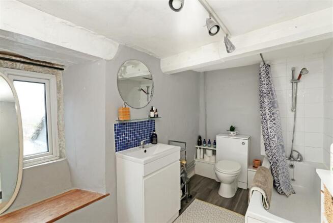 sketch_Ph13_4241106.jpg