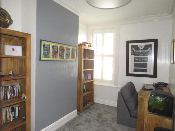 Photo 9