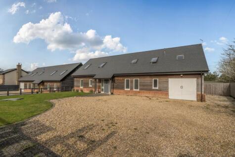 Turnpike Road, Blunsdon, Swindon, SN26