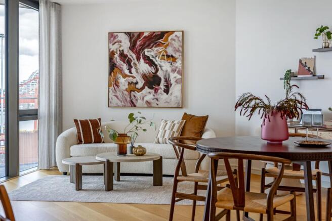 Living & Kitchen