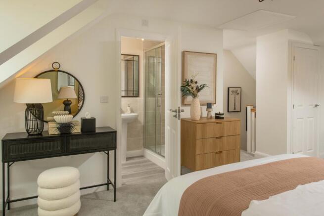 House in Aylesbury, Kingsbrook - More
