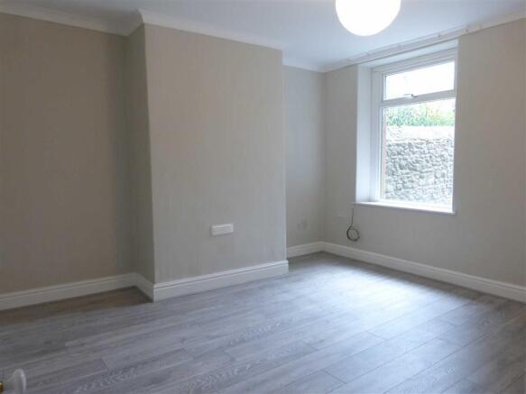 Dining Room: