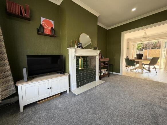 3 bed Semi-Detached for sale Image 7